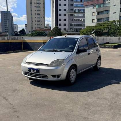 FORD FIESTA 1.0 MPI HATCH 8V FLEX 4P MANUAL FORD FIESTA 1.0 MPI HATCH 8V FLEX 4P MANUAL